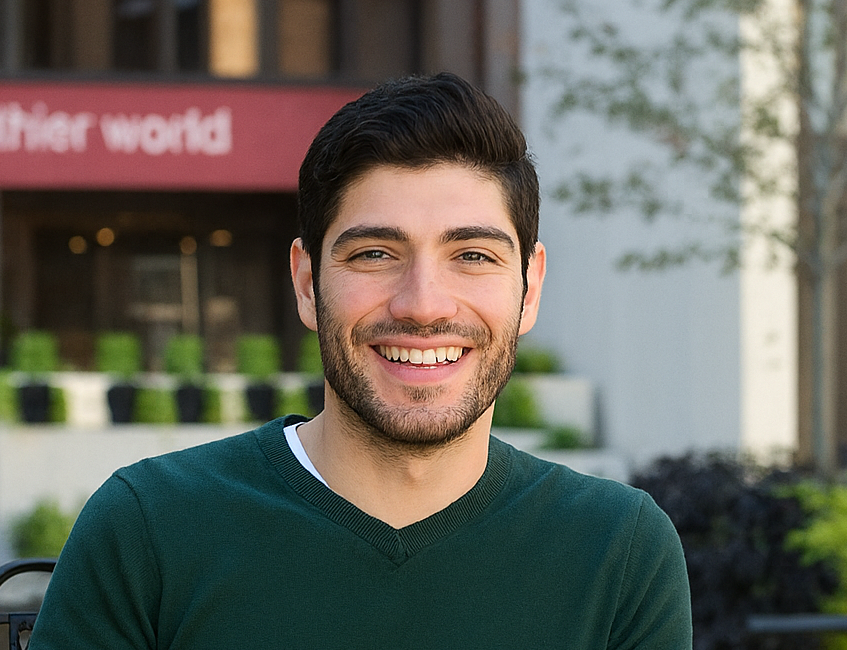 Headshot of Eric Cosgrove